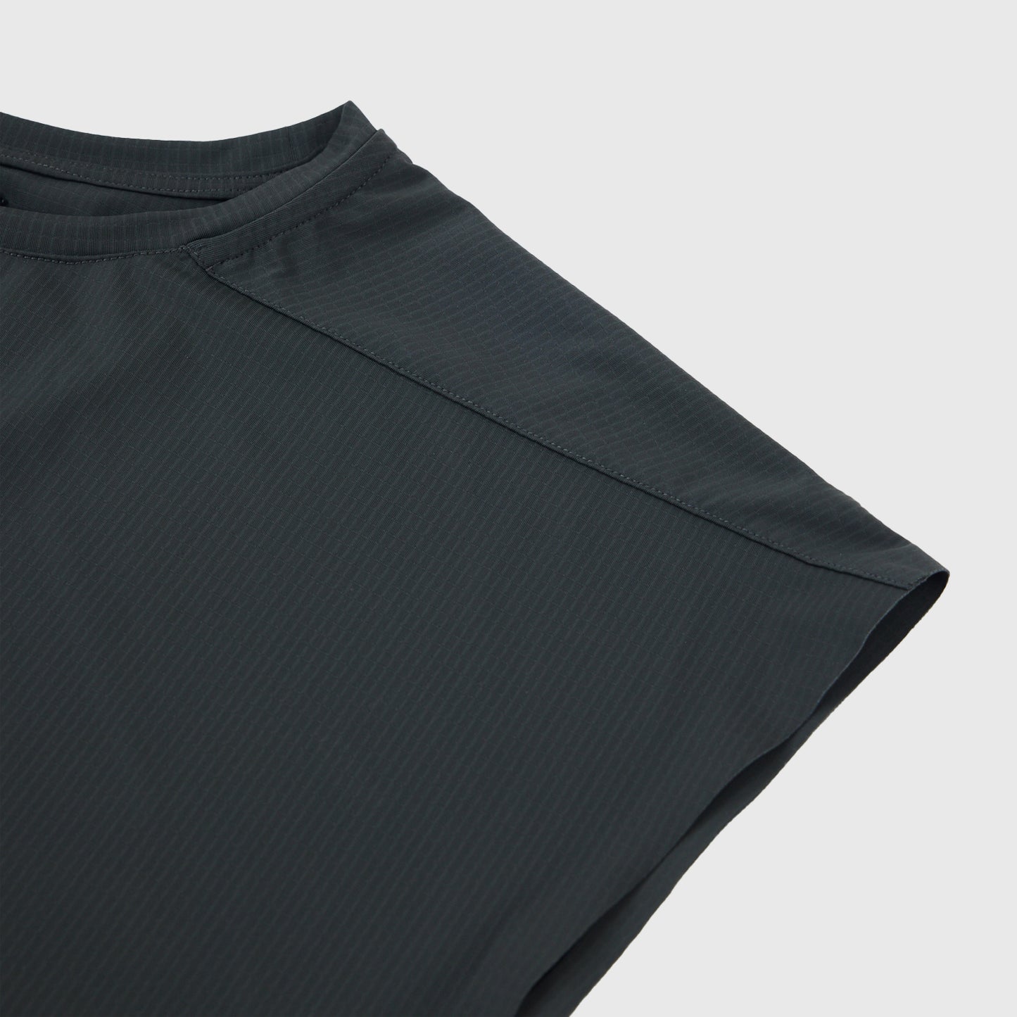 CAI-T3-02 背心 / 深綠色