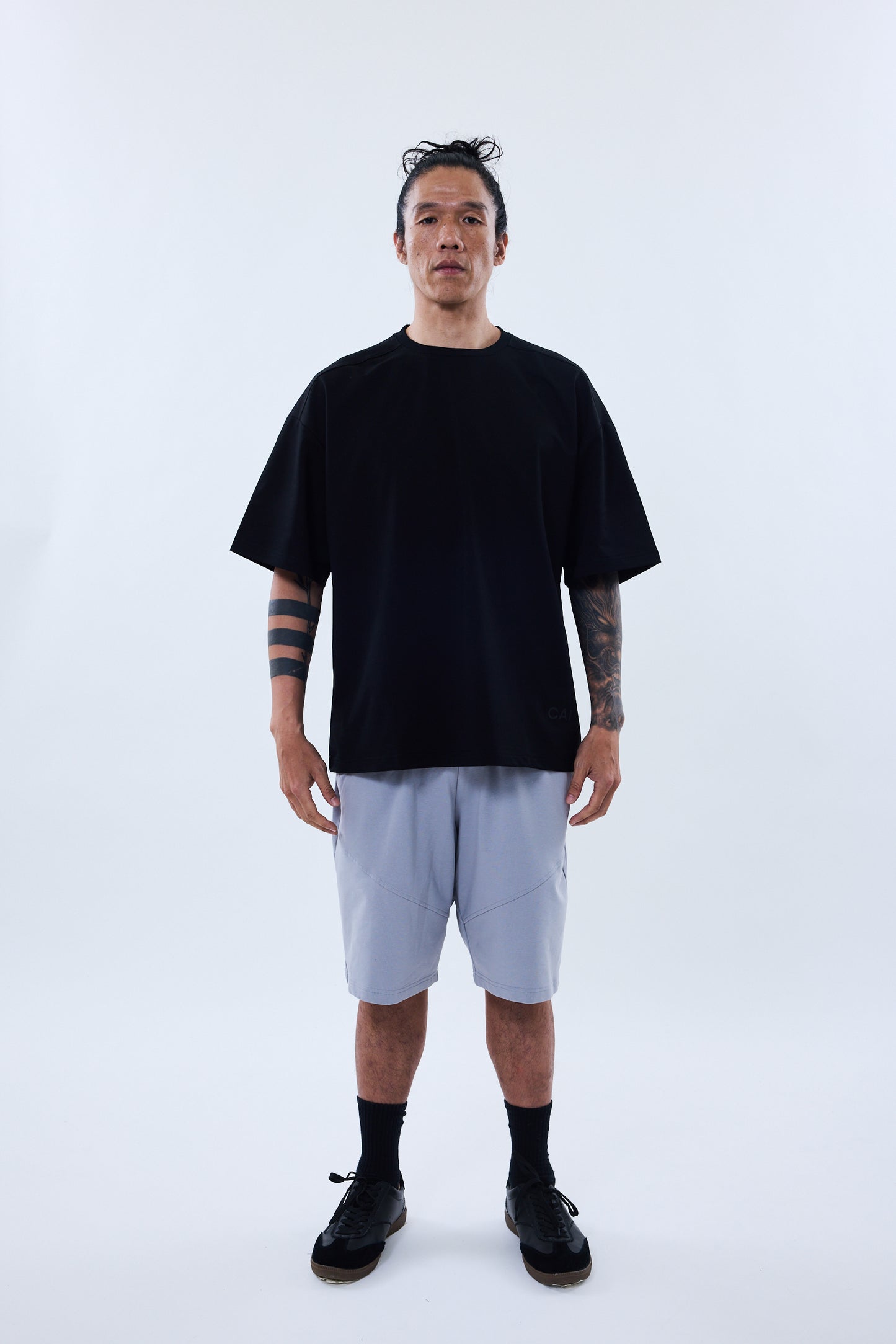 CAI-T2-01 T恤 / 黑色