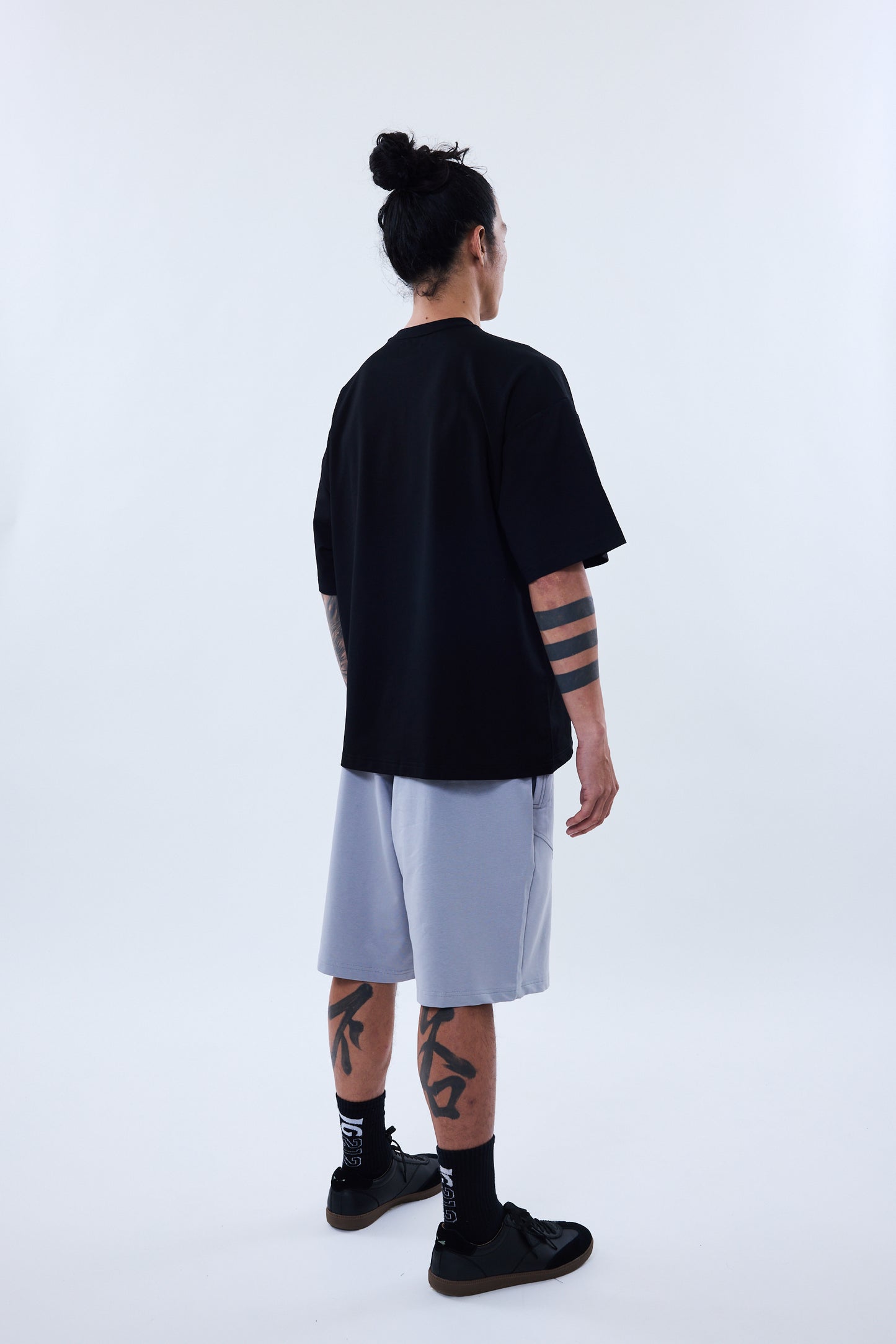 CAI-T2-01 T恤 / 黑色