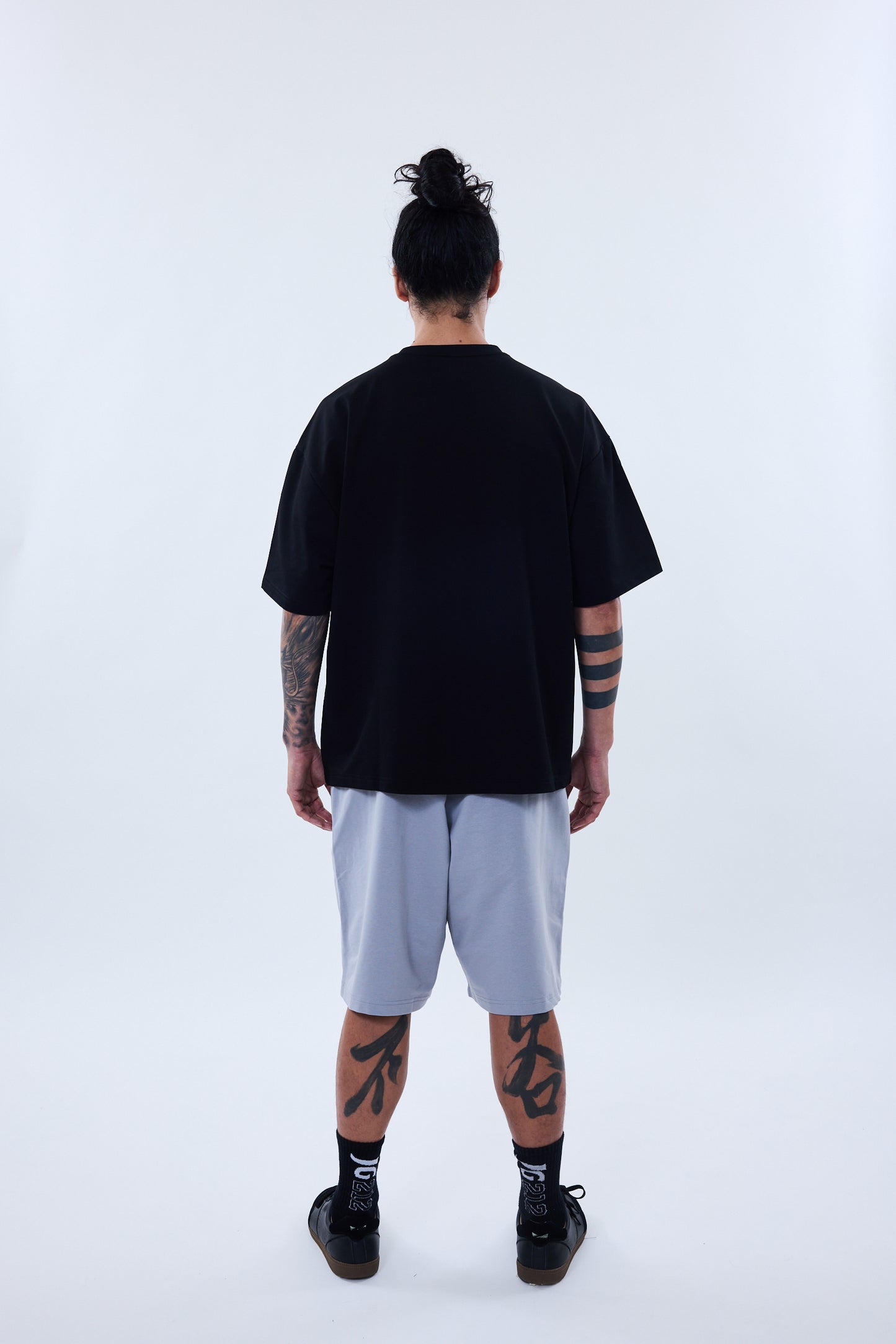 CAI-T2-01 T恤 / 黑色