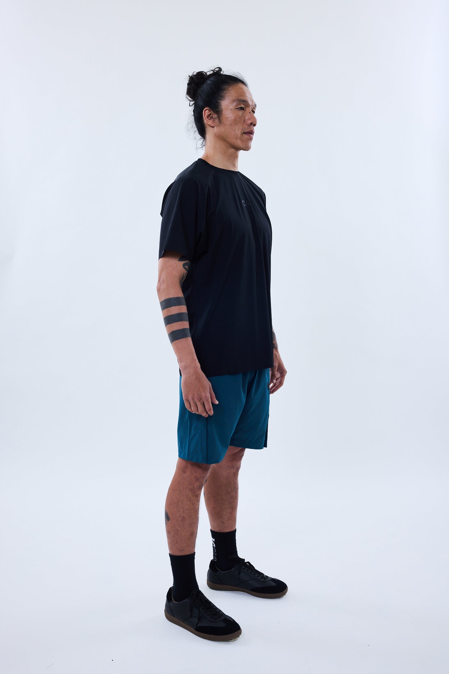 CAI-T1-01 T恤 / 黑色