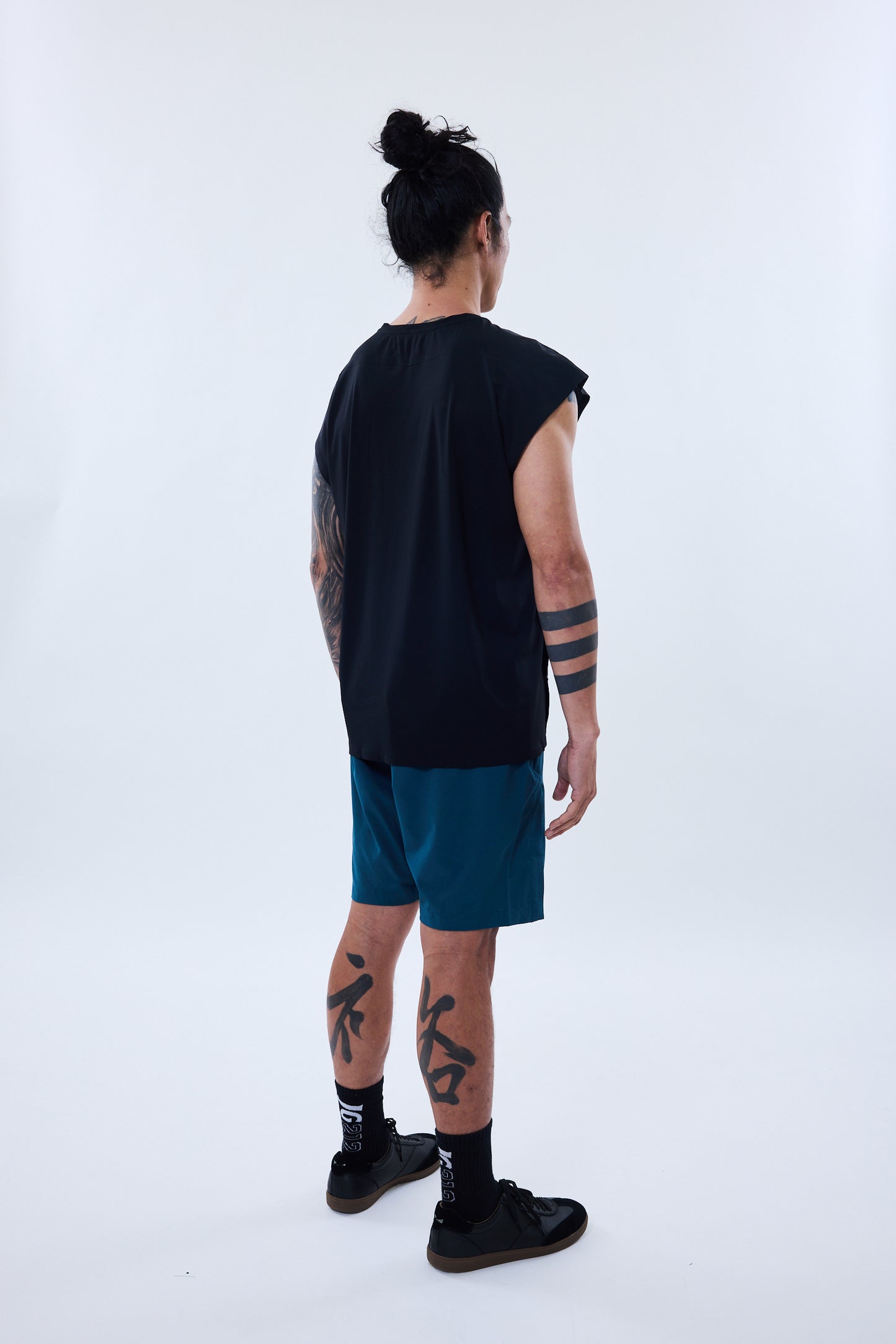 CAI-T3-01 背心 / 黑色