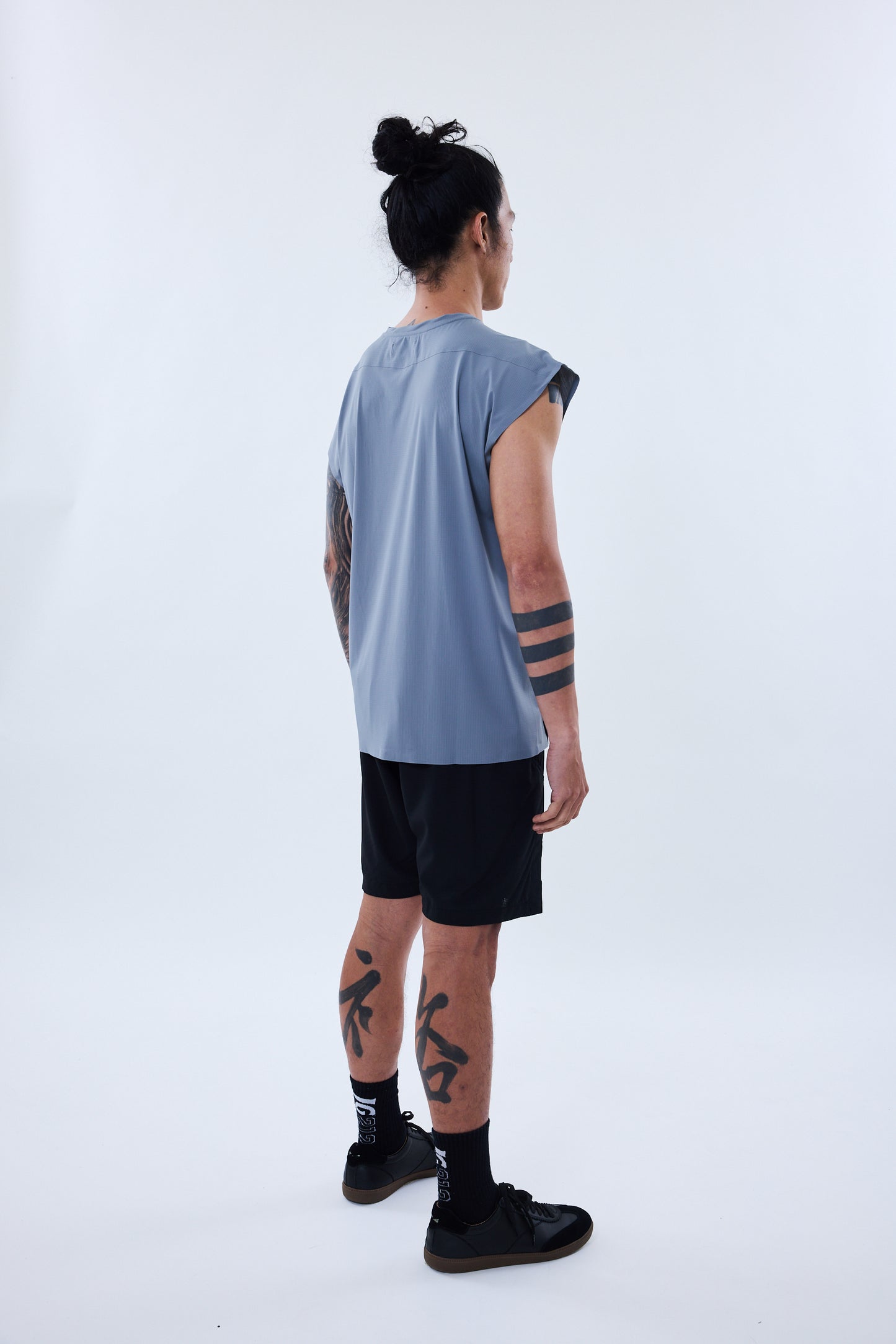 CAI-T3-03 背心 / 灰色