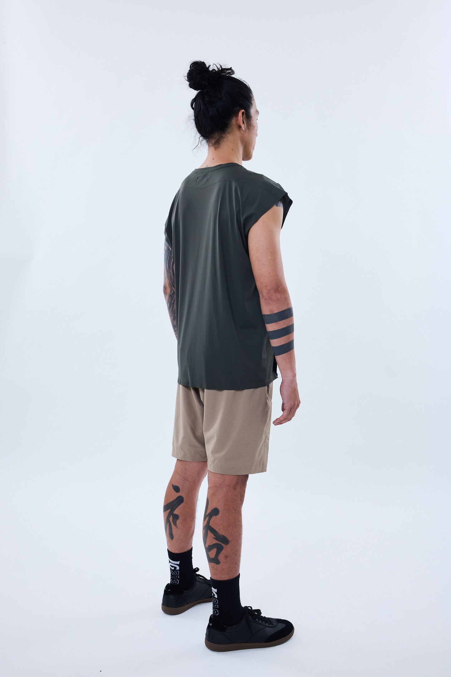 CAI-T3-02 背心 / 深綠色